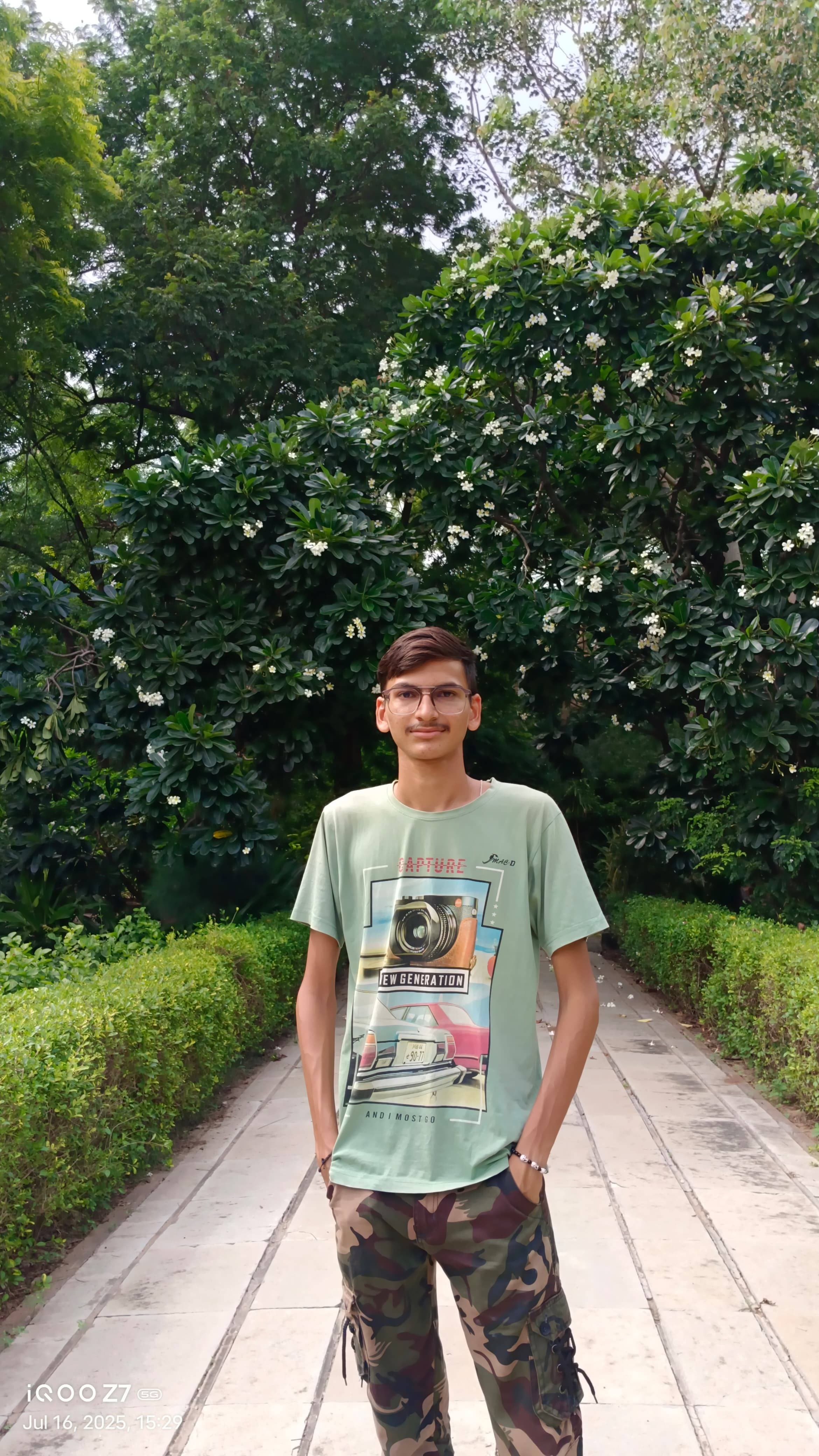Adhvaryu Harshiv